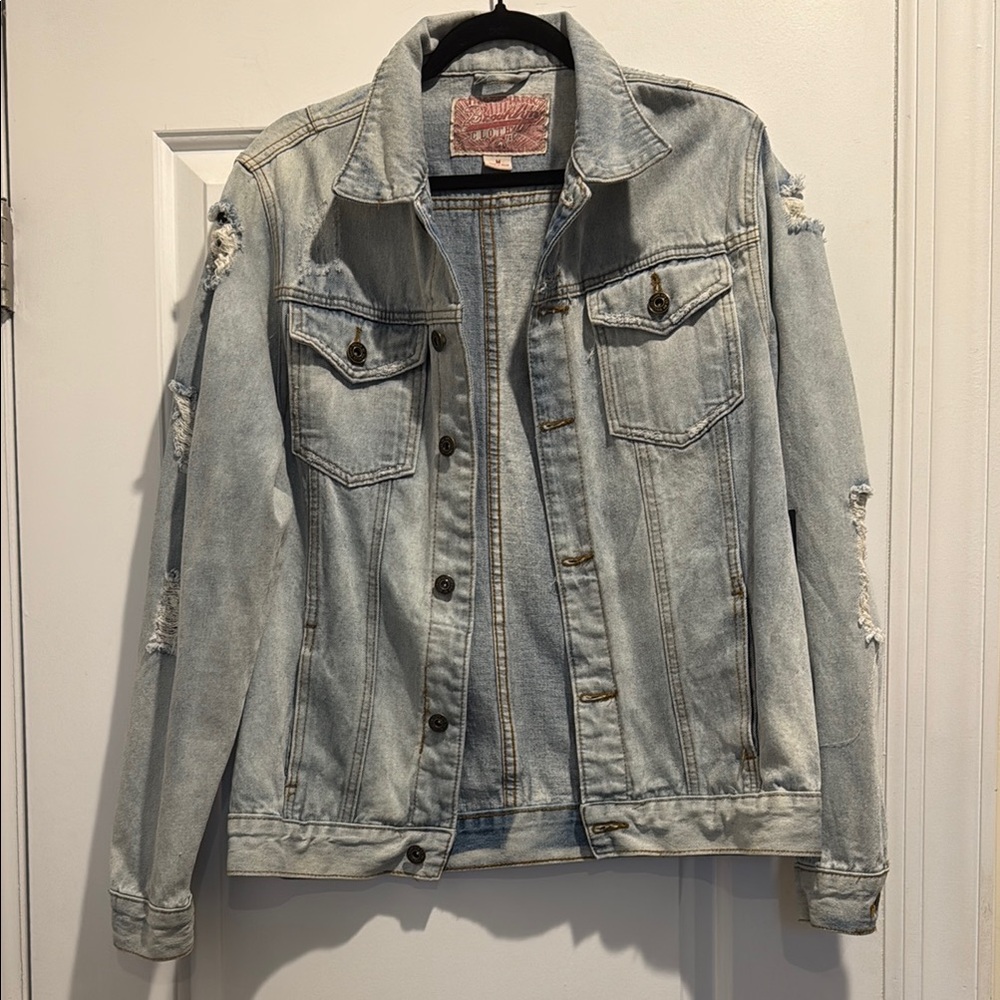 NWT Light Wash Distressed Denim Jacket (Unisex) - Size M